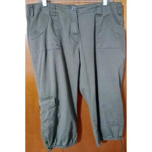 Relativity Womens Army Green Utility Capris Sz Plus 16 School Ladies AtLeisure